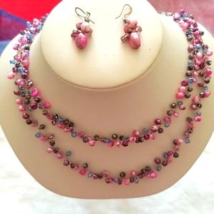 Necklace and earrings set. Handmade.